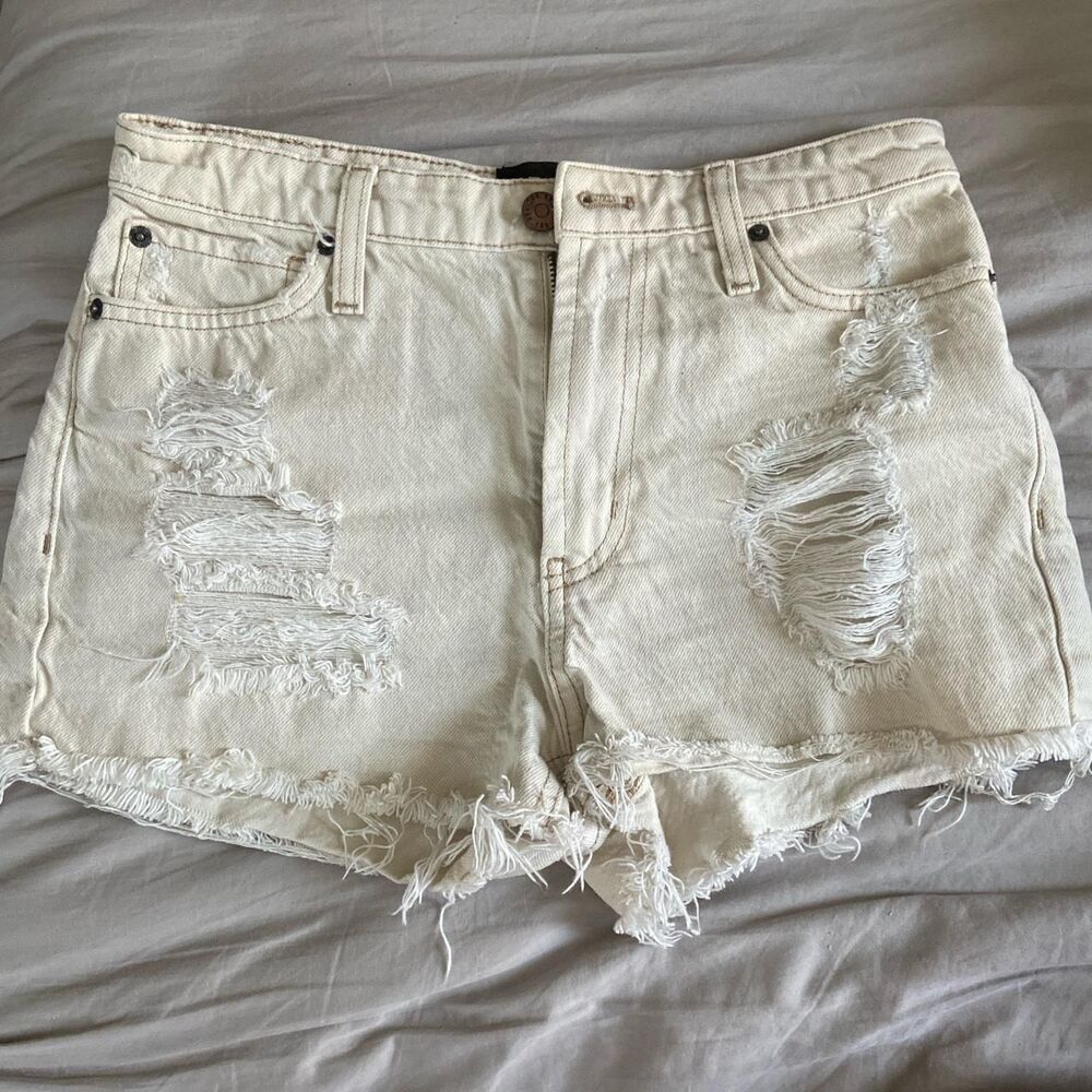 Urban-outfitters Women's Cream and White Shorts
